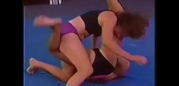  women wrestling 09